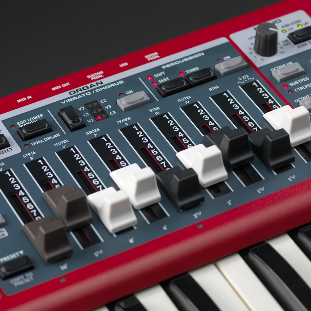 Nord Electro 6D 61 鍵 純正譜面台付き Nord Electro 6D 61 Stage